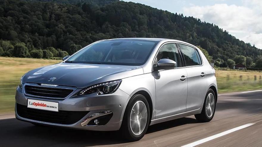 Peugeot 308 2.0 Bluehdi 150 CV ,especialidad de la casa