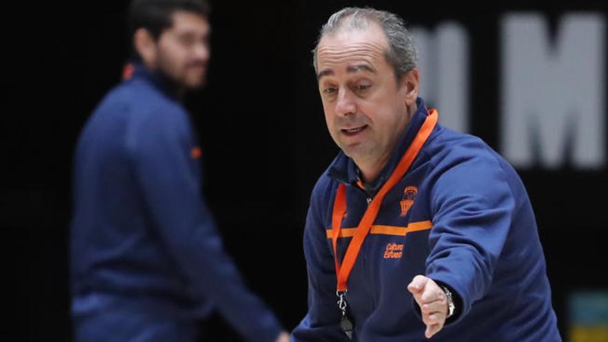 Txus Vidorreta, en el entrenamiento de este miércoles en La Fonteta