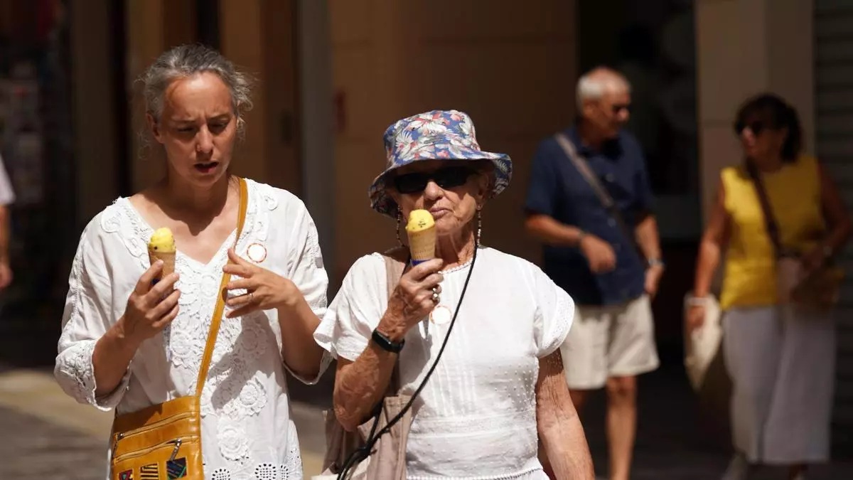 Alerta roja en Málaga: La ola de calor deja en la provincia máximas superiores a 44 grados
