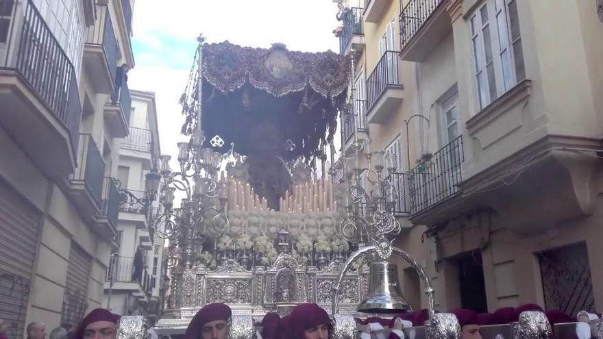 Lunes Santo de 2016 | María Santísima de la O en la calle Peña (Gitanos)