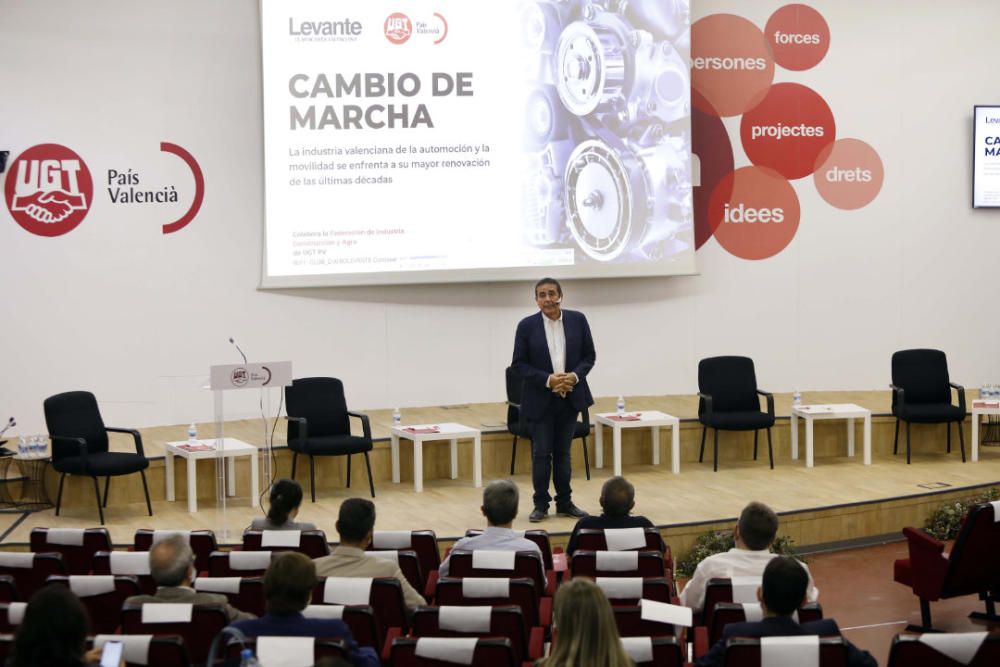 Cambio de marcha. La industria valenciana de la automoción y movilidad