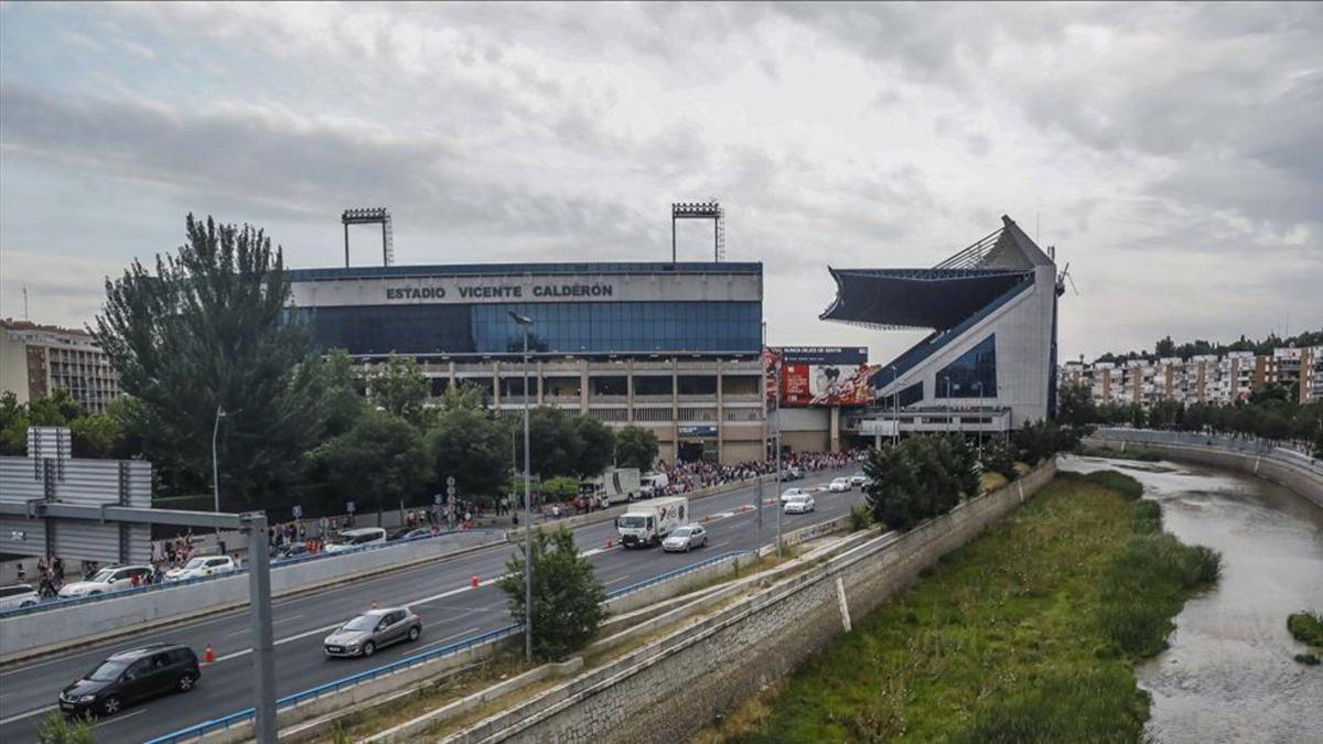 El Vicente Calderón vive sus últimos días como estadio