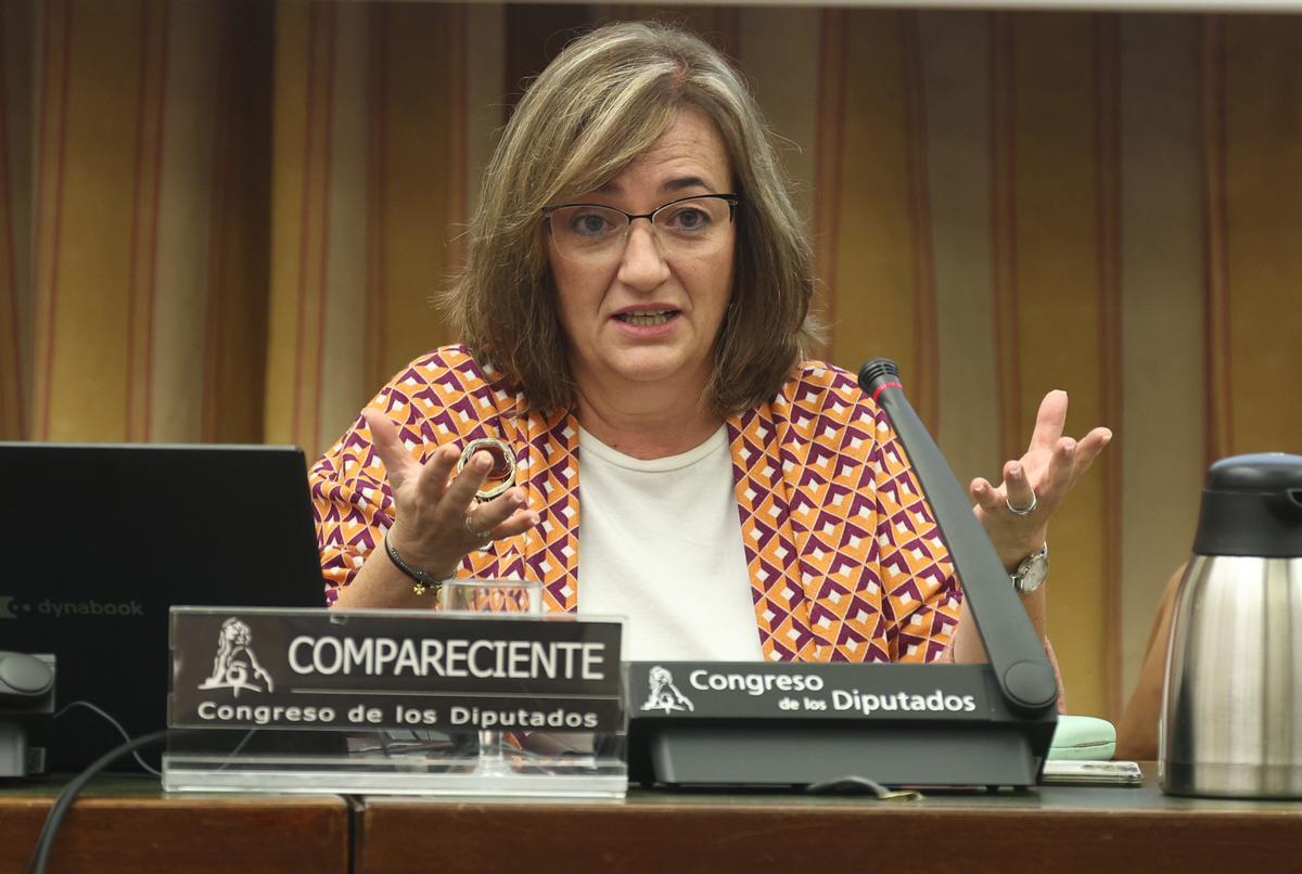 La presidenta de la Autoridad Independiente de Responsabilidad Fiscal (AIReF), Cristina Herrero, comparece durante la Comisión de Presupuestos en el Congreso