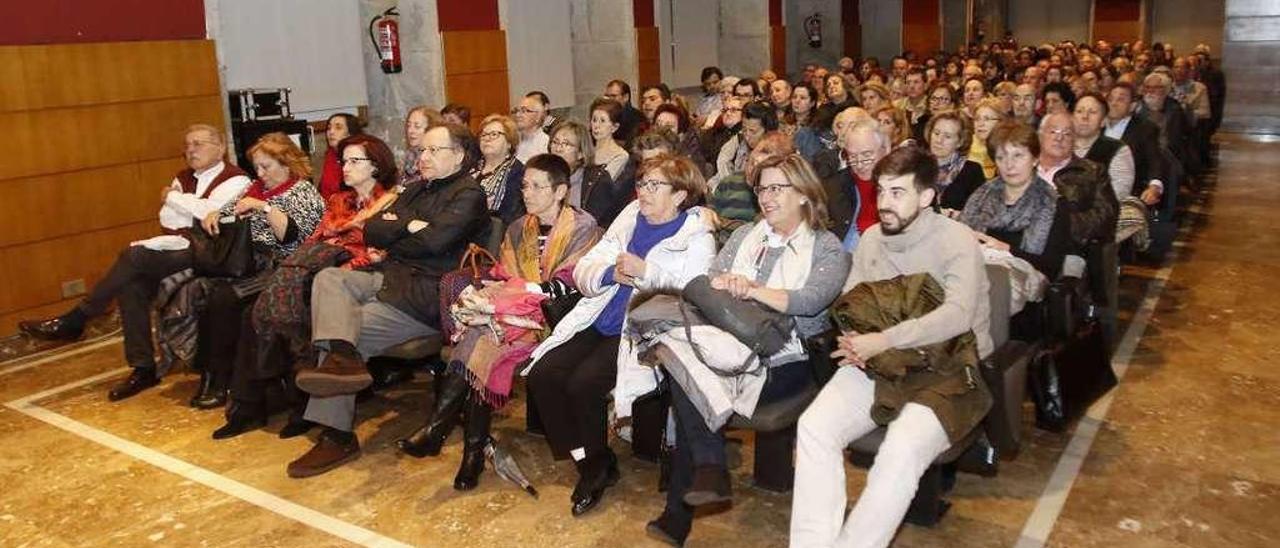 Aspecto del público en el Auditorio Municipal do Areal, en Vigo. // Alba Villar