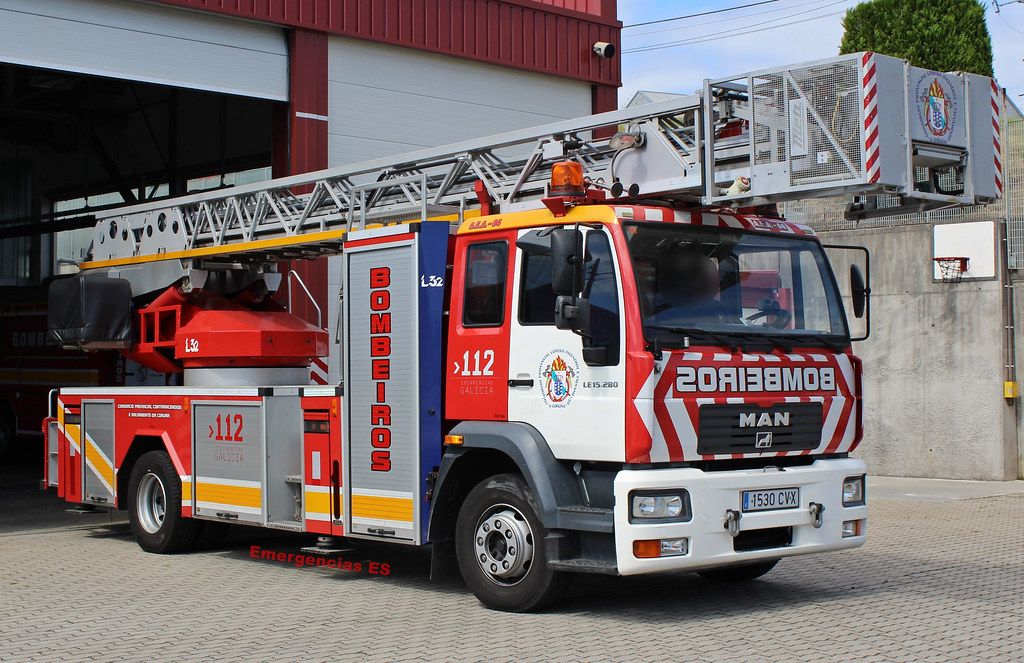 Hallan muerto a un hombre de 53 años en el interior de un alpendre incendiado en A Baña