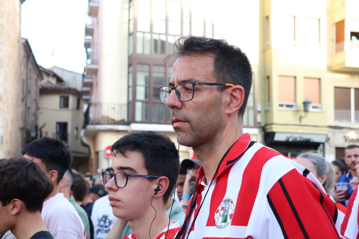 Las calles y bares de Zamora repletos para ver la final por el ascenso a Segunda