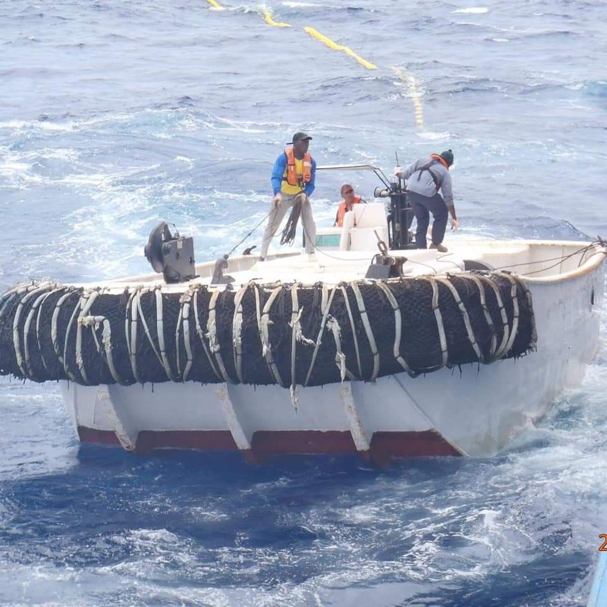 Buque panguero de una atunera española