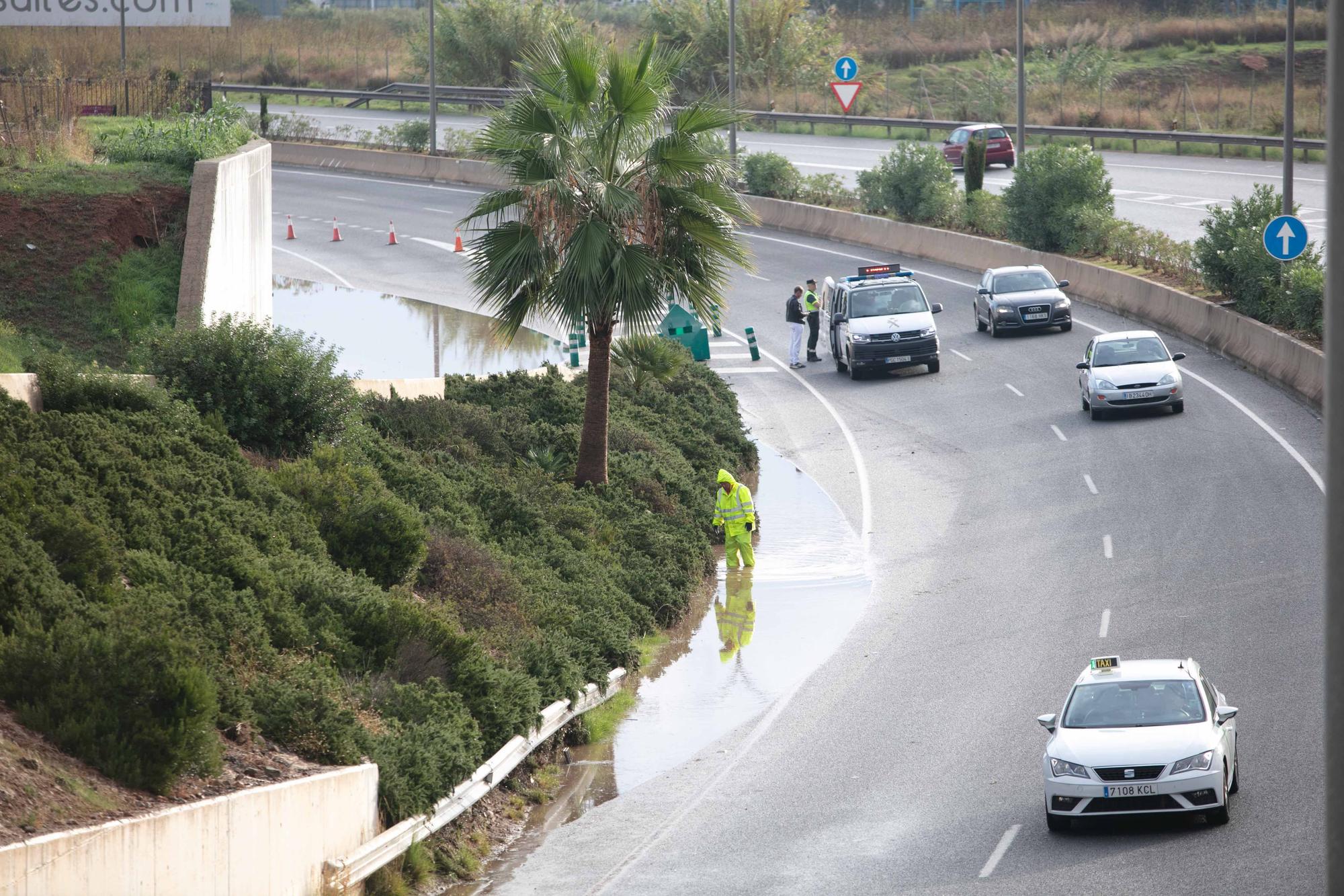 La lluvia de hoy colapsa el tráfico en Ibiza por varias carreteras cortadas