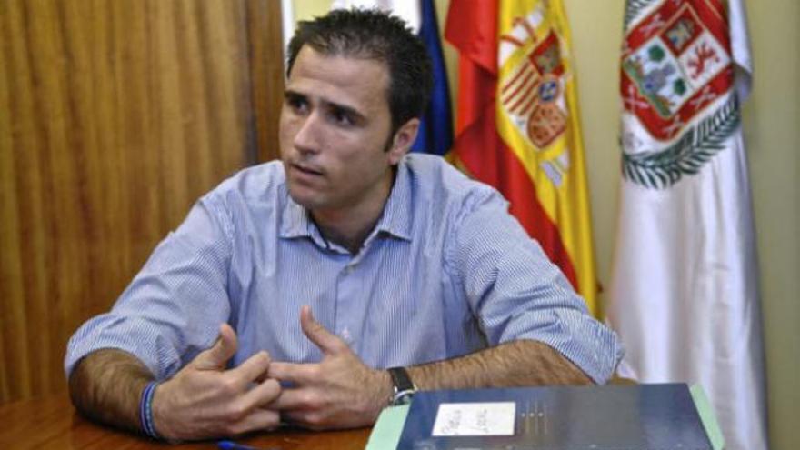 El PP califica de &quot;mobbing&quot; el trato del Tripartito a los agentes de movilidad