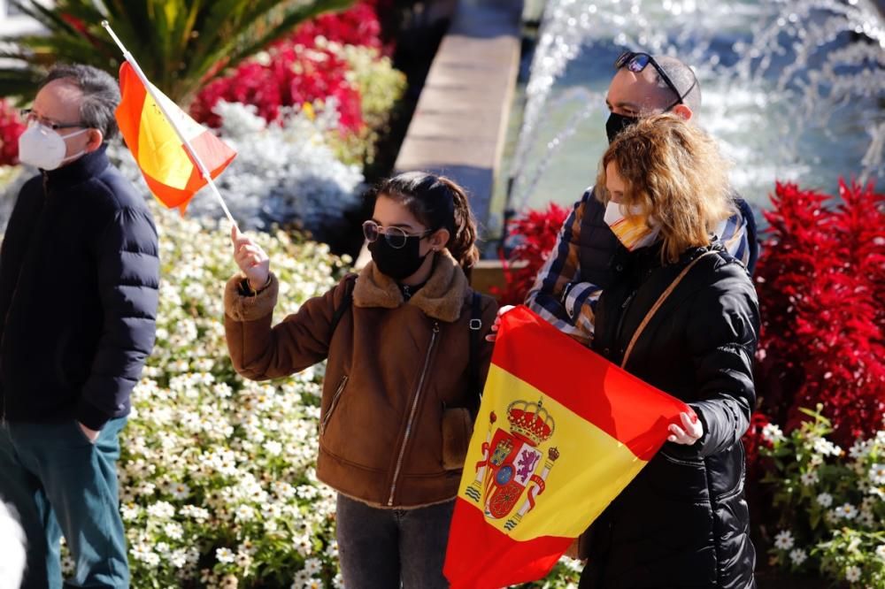 Más de un centenar de personas arropa a Vox en Murcia un acto en defensa de la Constitución