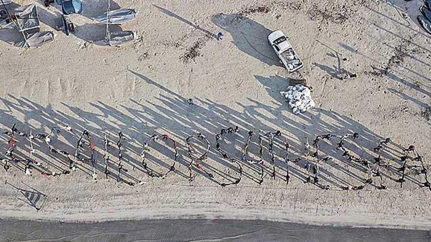 #Sailors4TheSea: Regatistas limpian las playas de s&#039;Arenal y Can Pastilla