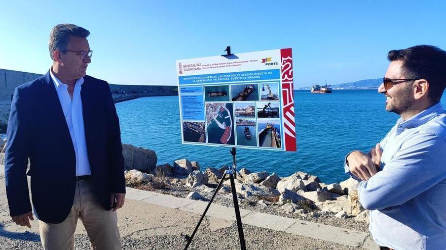 El director de Puertos del Consell visita las obras en el muelle de Vinaròs con ausencia del gobierno local