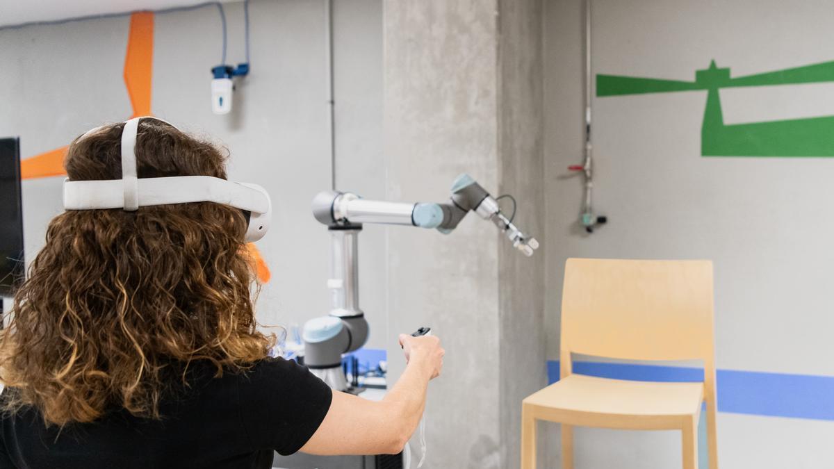 Robot desarrollado por el equipo de la UPV, en una imagen reciente.