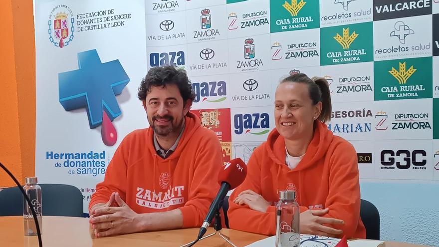 Ricardo Vasconcelos y Adrijana Knezevic, en rueda de prensa.