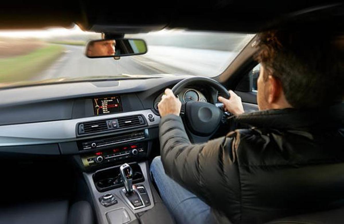 ¿Sabes si tu coche tiene fallos en los frenos? La DGT explica cómo detectarlos