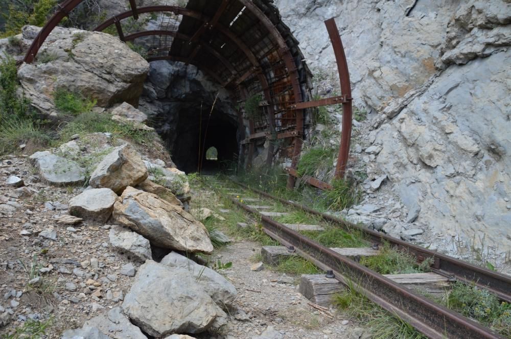 El trenet de coll de Pradell, en via morta