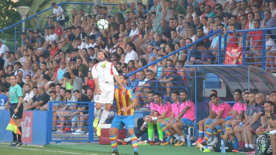 El Levante de Primera División venció 0-5 a La Nucíaante 2.500 espectadores