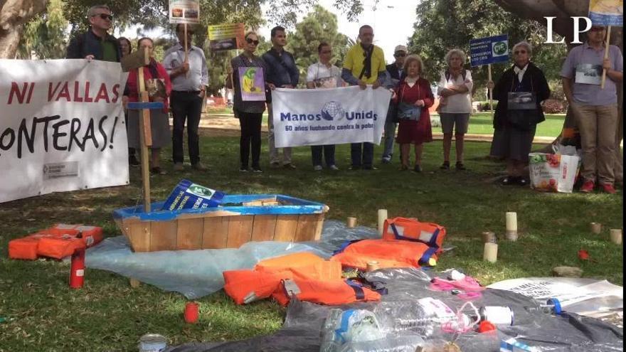 Círculo de silencio en Escaleritas por 'El cambio climático y las migraciones'