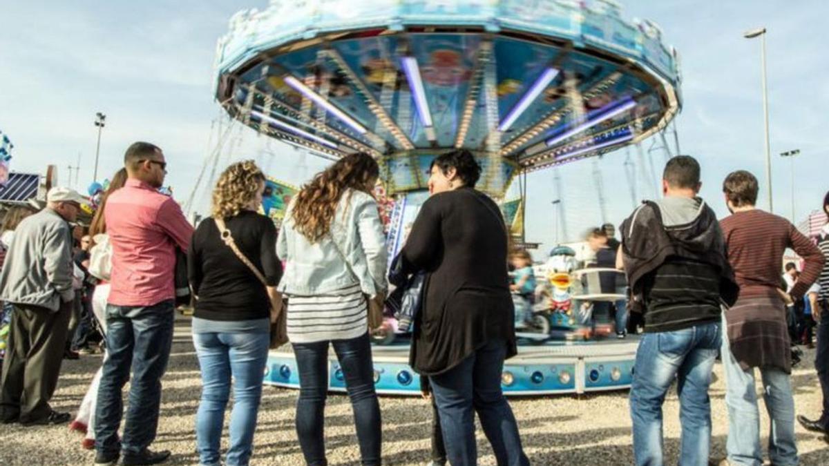 El parc d’atraccions és un gaudi per a petits i grans, com es pot veure en aquesta imatge d’arxiu