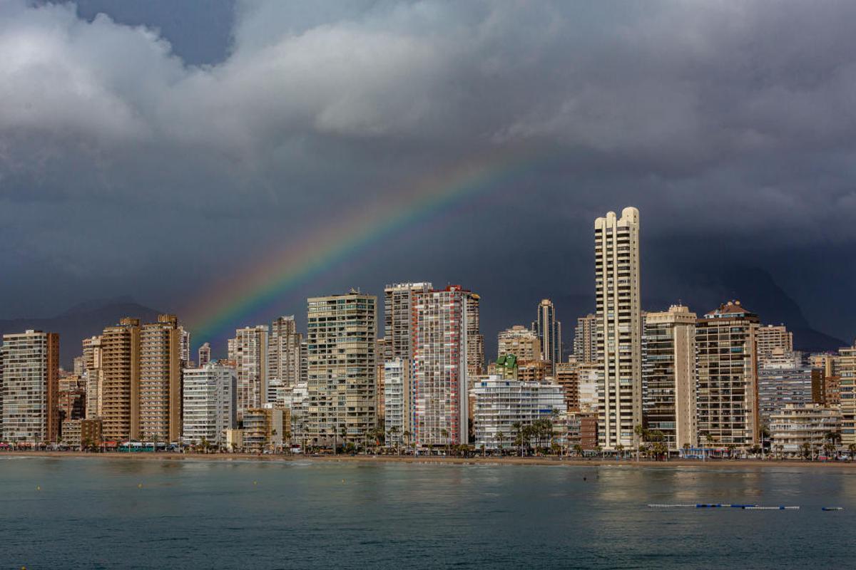 Temporal de lluvia y viento en la Marina Baixa