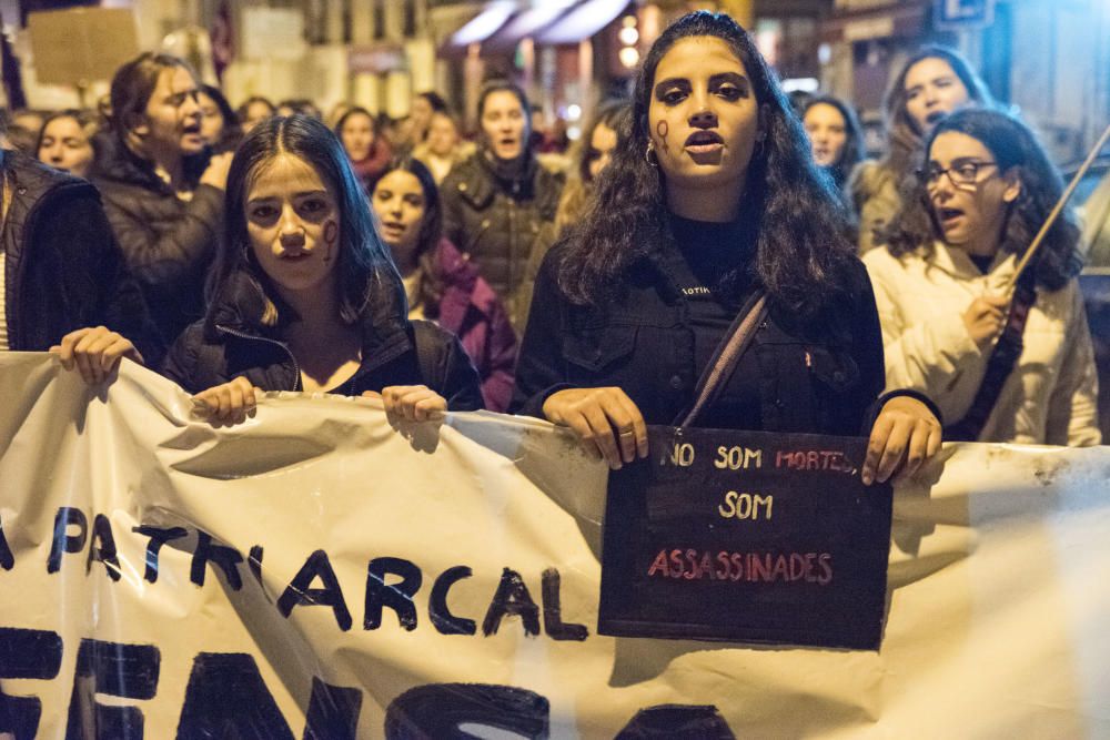 Manifestació contra la violència masclista a Manresa