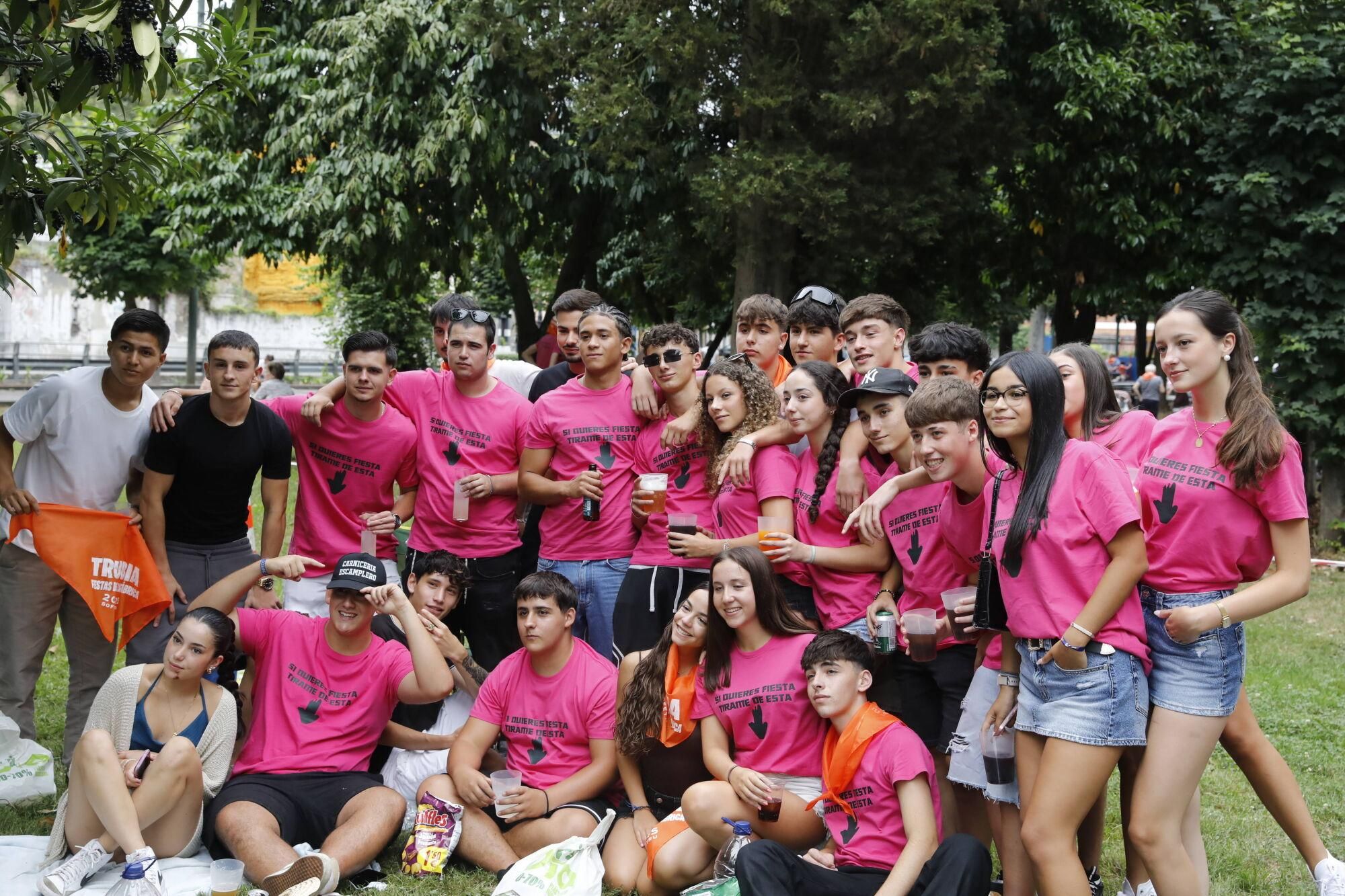 EN IMÁGENES: Jira de Trubia con homenaje a la fábrica