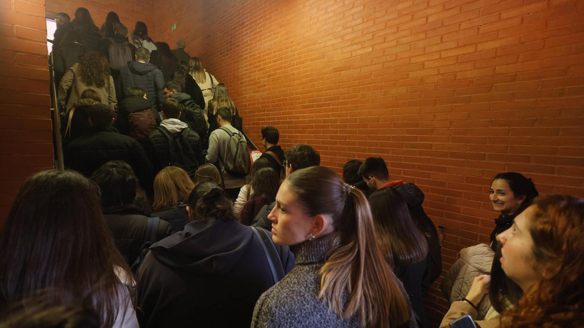 Pruebas MIR en la facultad de Derecho de Valencia