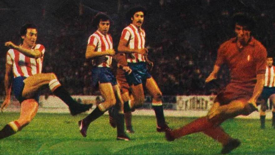 El remate de Morán que supuso el 2-0 frente al Torino, con Ferrero y David acompañando la jugada.