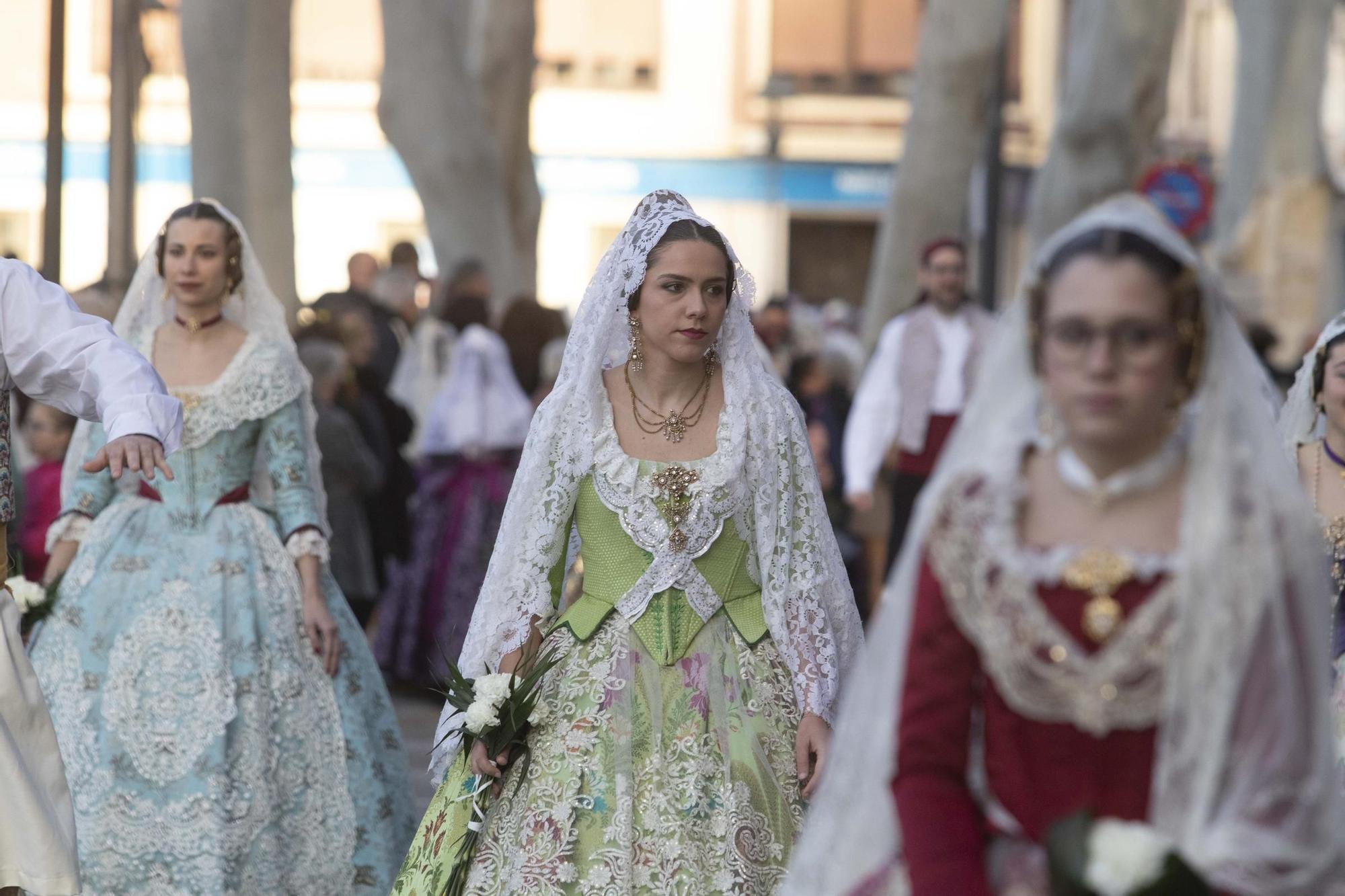 Búscate en la multitudinaria Ofrenda del sábado 22 de marzo en Xàtiva