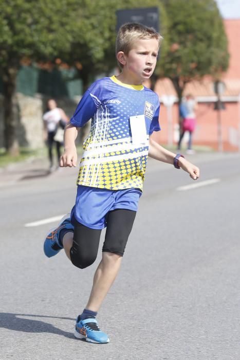 Participantes en el cross escolar de La Carriona.