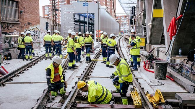 El tramo en obras de la L1 del metro de Barcelona reabrirá el 29 de agosto tras la renovación de vías: "Se reducirán las incidencias y las vibraciones"