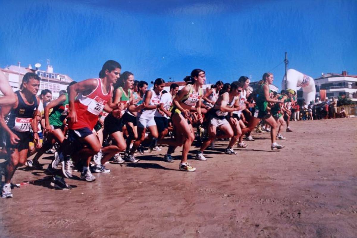 Momento de la salida en una antigua edición del Memorial Mario Puentes.