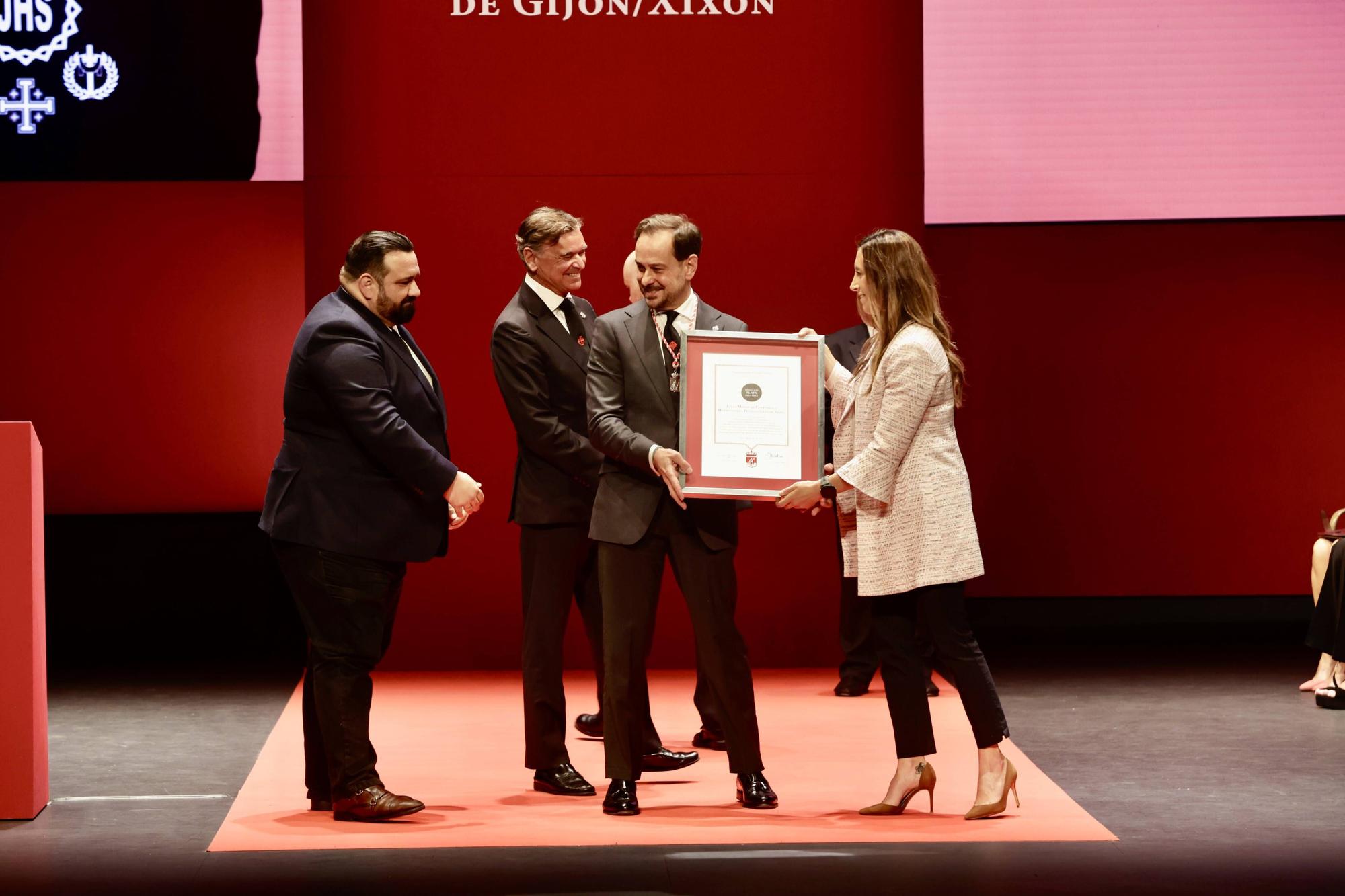 Entrega de las medallas de la ciudad de Gijón