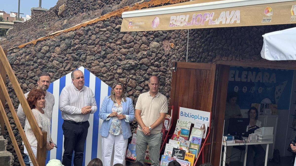 Cathy Fleitas, Juan Antonio Peña, Juan Martel, María Calderín y Jesús Suárez.