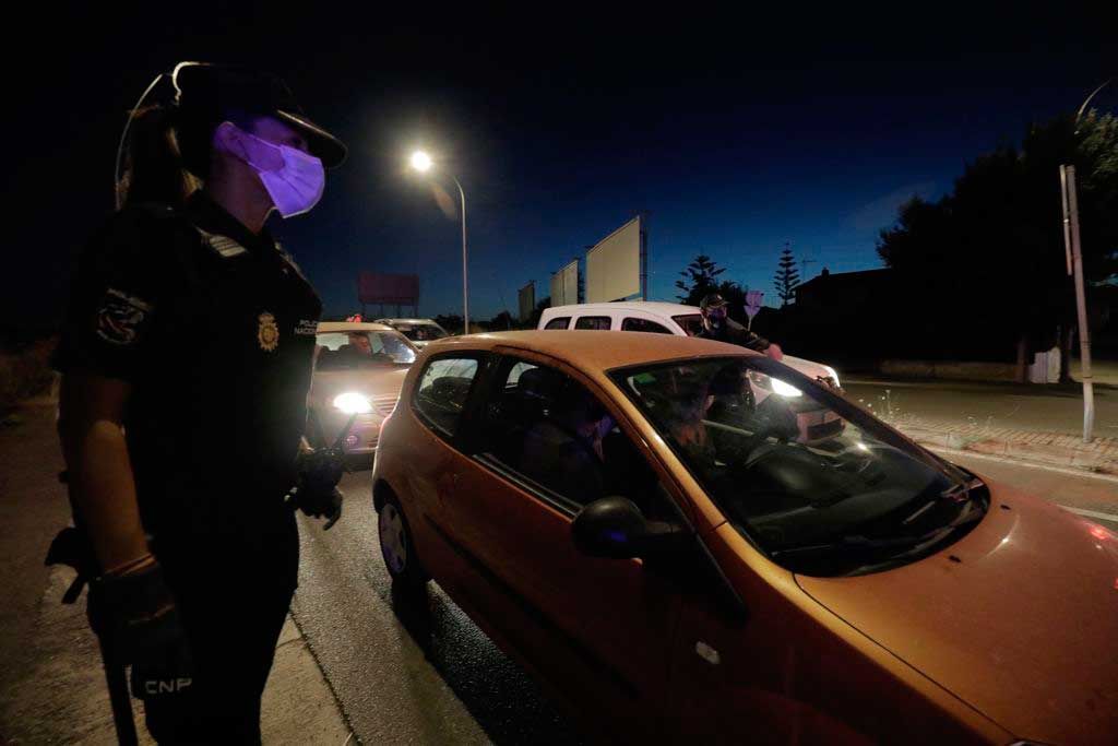 Ofensiva contra el botellón en Son Castelló