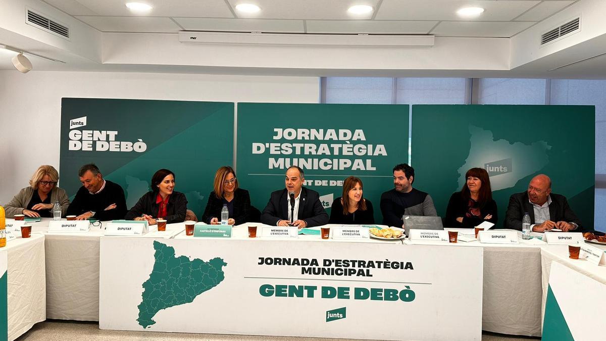 La jornada de treball de Junts a Castelló d'Empúries. | CEDIDA