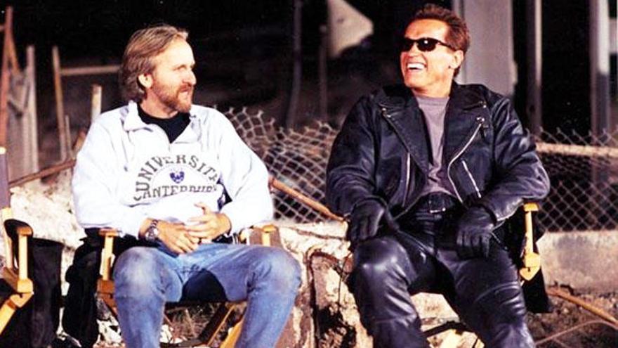 James Cameron y el actor Arnold Schwarzenegger.