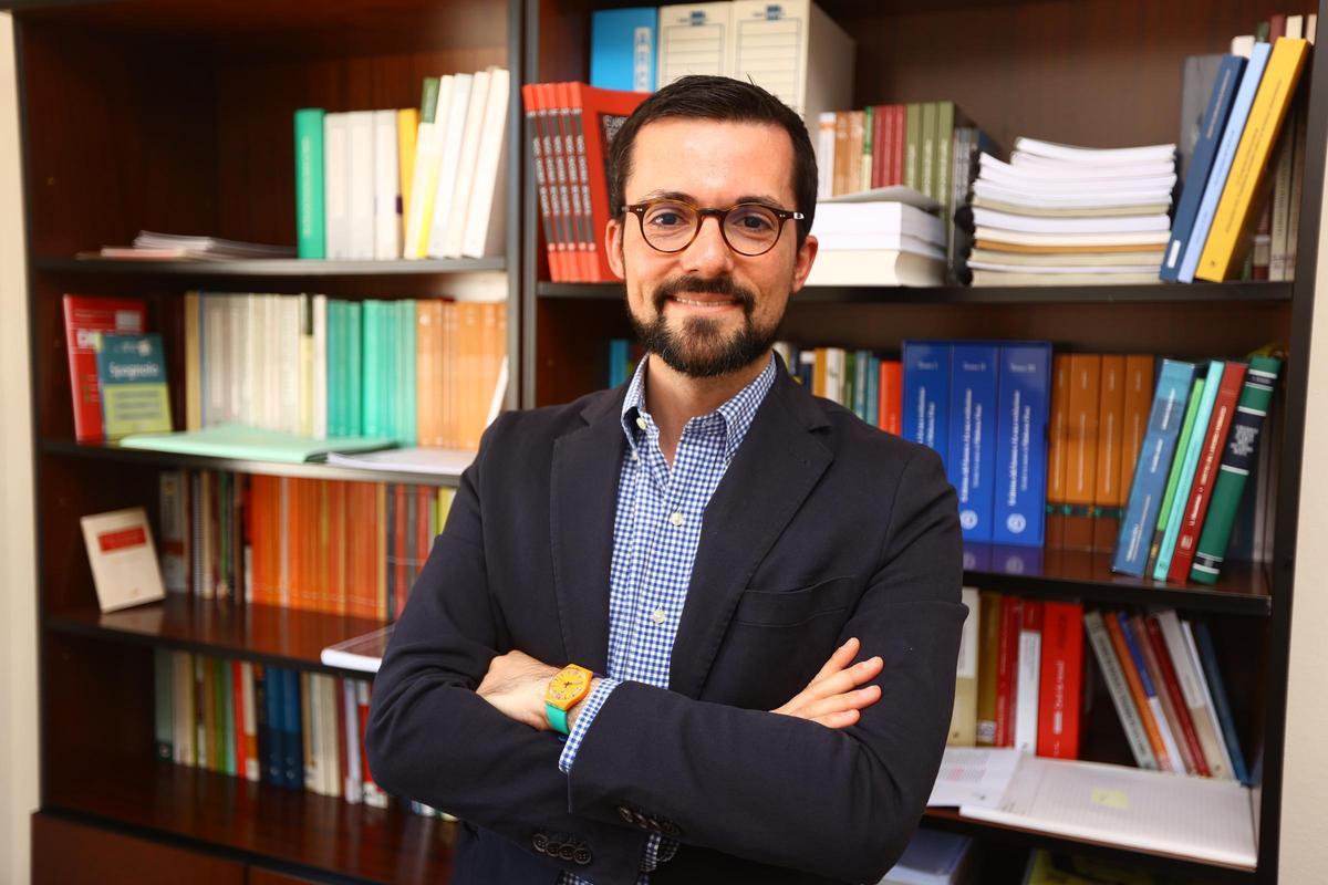 El profesor Stefano Bini, de la Universidad de Córdoba.