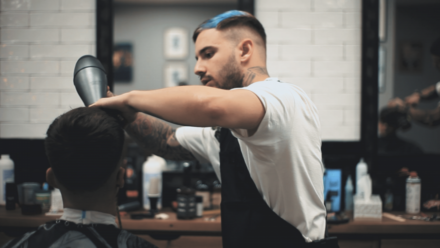 Poppa Barber Shop, la primera barbería de Zaragoza con academia de  formación para barberos