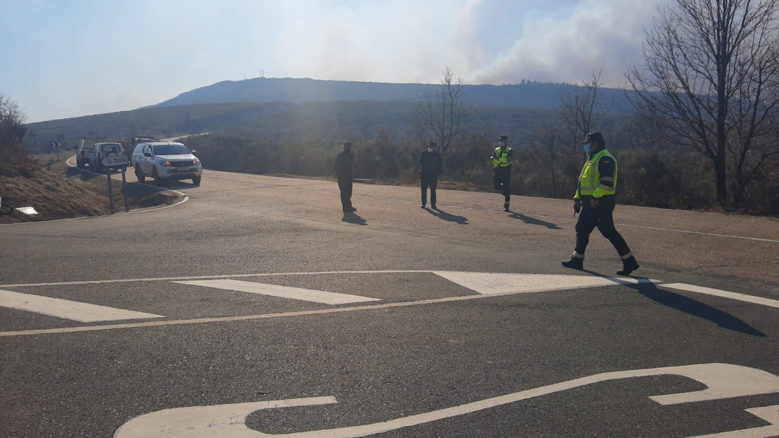 GALERÍA | Incendio forestal en La Tejera (Hermisende), en Sanabria