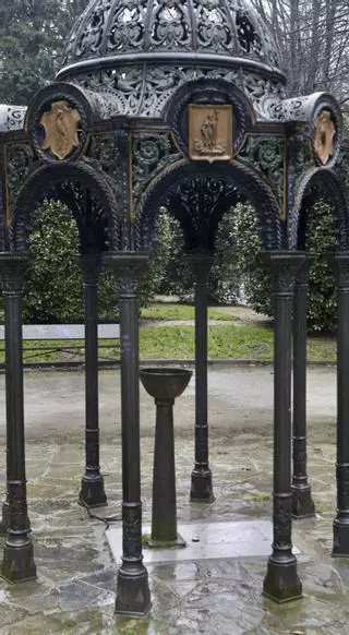 El templete de Isabel la Católica urge una rehabilitación