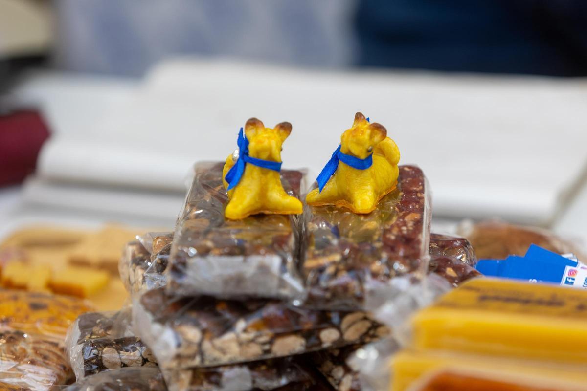 La Feria del Turrón o Feria de Navidad de Xixona celebra este año su XVI edición.