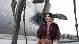 Crítica de 'Kill Jackie' (HBO Max): ni Catherine Zeta-Jones ni Bilbao salvan este 'thriller' cómico a la sombra de Tarantino