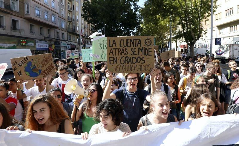 Manifestación por el clima en Zaragoza