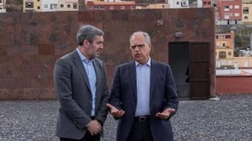 Fernando Clavijo Batlle (izquierda) y Casimiro Curbelo.