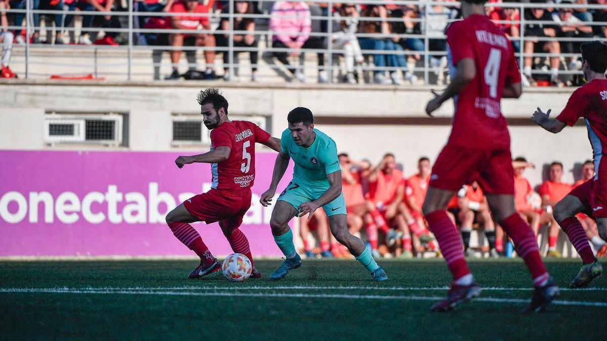 Lance del encuentro entre el Manacor y el Andorra.