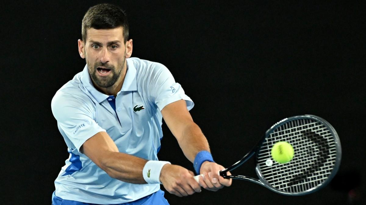Novak Djokovic ante Popyrin en el Open de Australia