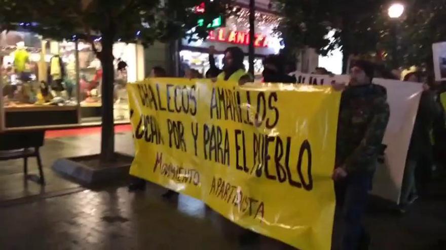 Chalecos amarillos en Gijón