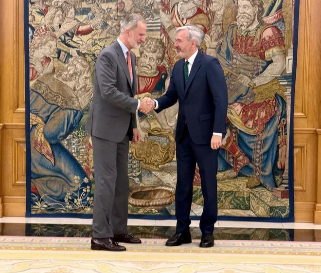 Felipe VI recibe en audiencia a Azcón tras ser reelegido presidente de Aragón