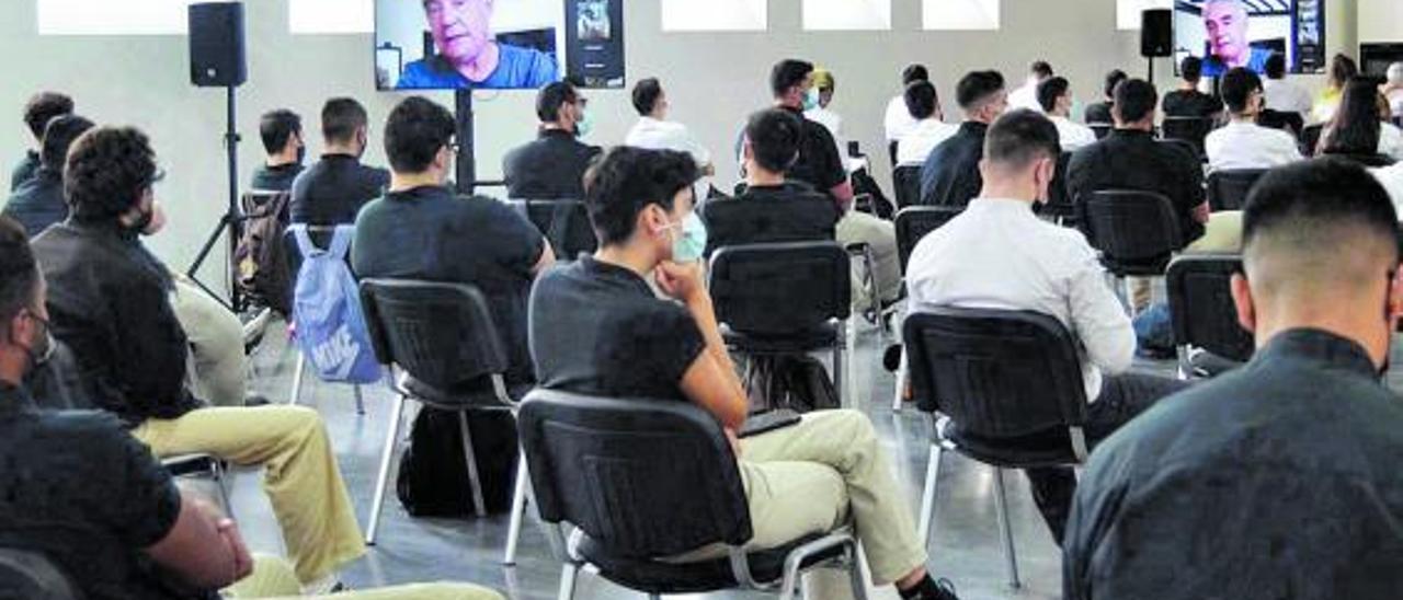 Agilizar el retorno del IGIC al turista reportará más de 78 millones al PIB